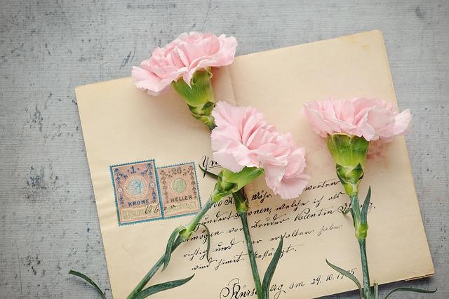 Plier une simple enveloppe de papier vous-même